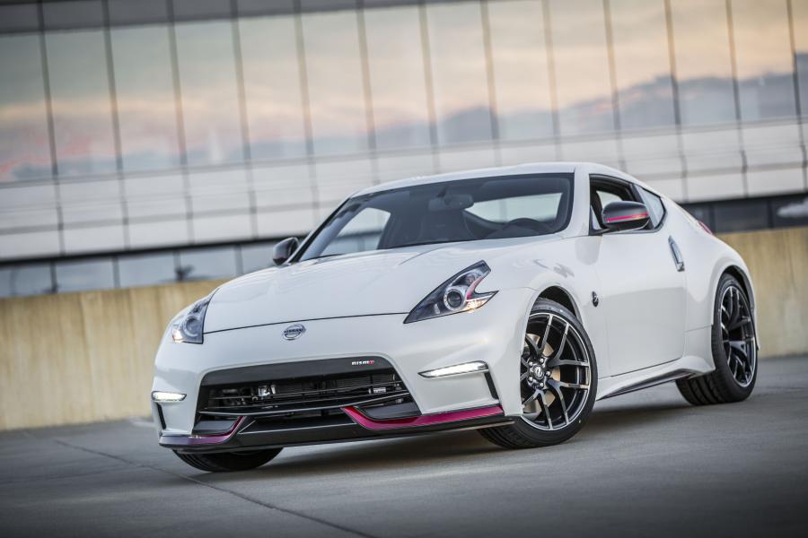  Nissan 370Z Nismo 2015 года  (US) (фото 11 из 62)